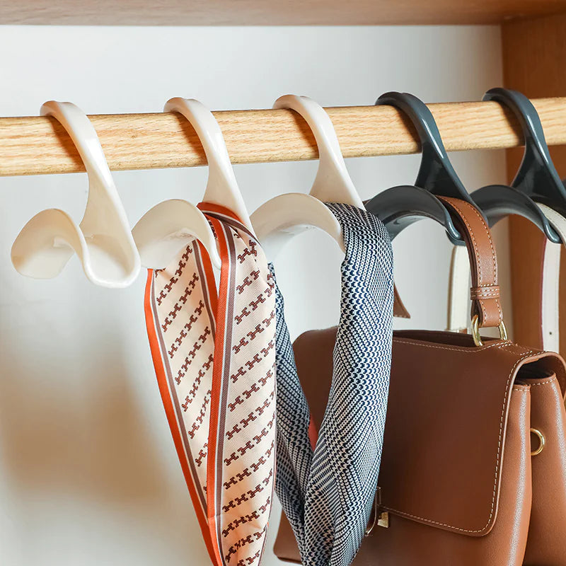 Non-Invasive Handbag Hanger